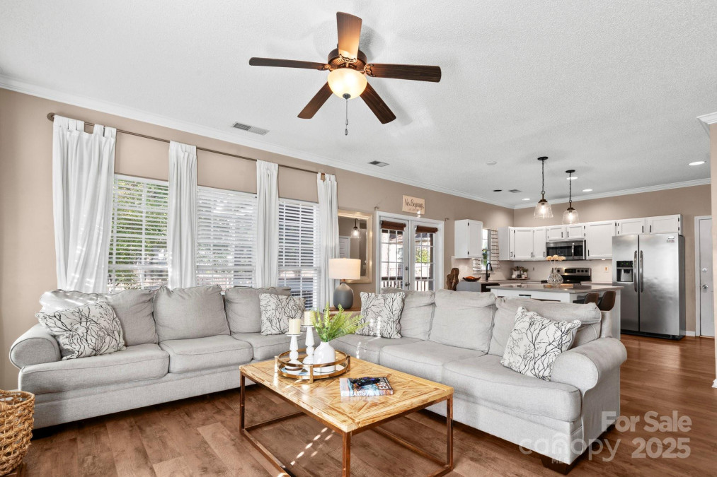 6210 Skyline Dr Charlotte, NC 28269