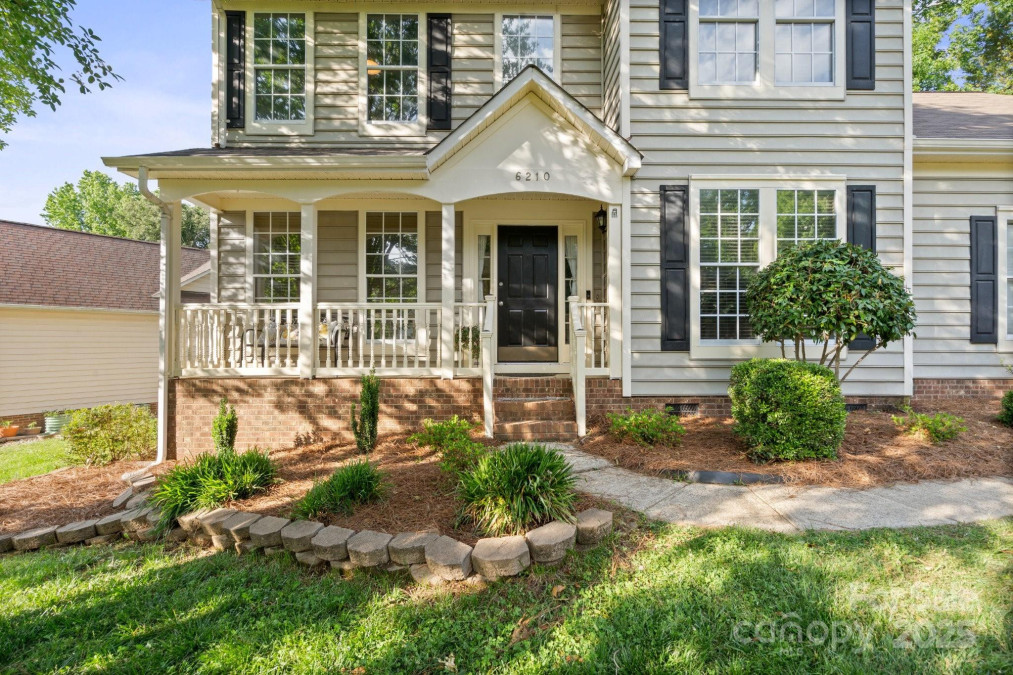 6210 Skyline Dr Charlotte, NC 28269