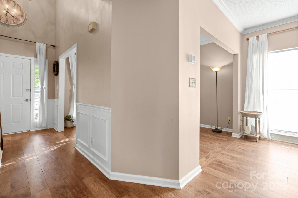 6210 Skyline Dr Charlotte, NC 28269