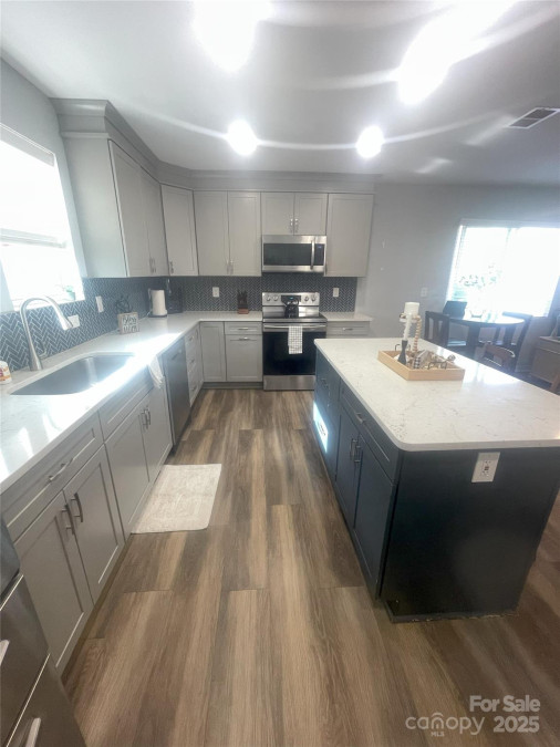 117 Thayer Ct Mooresville, NC 28115
