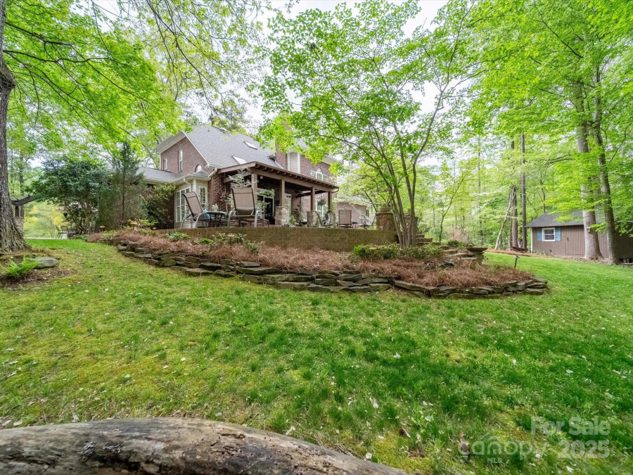 711 Elizabeth Ln Matthews, NC 28105