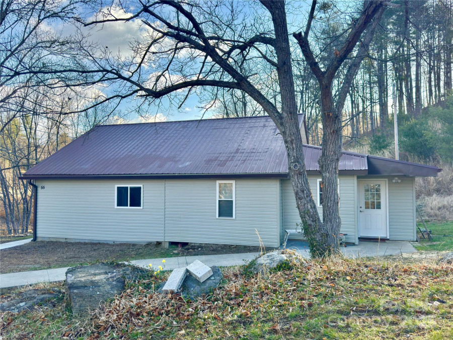 55 Summit View Dr Marshall, NC 28753