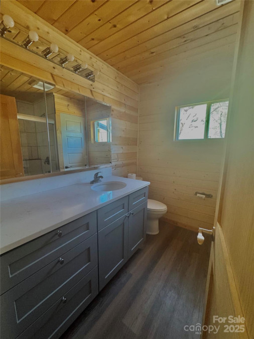 55 Summit View Dr Marshall, NC 28753