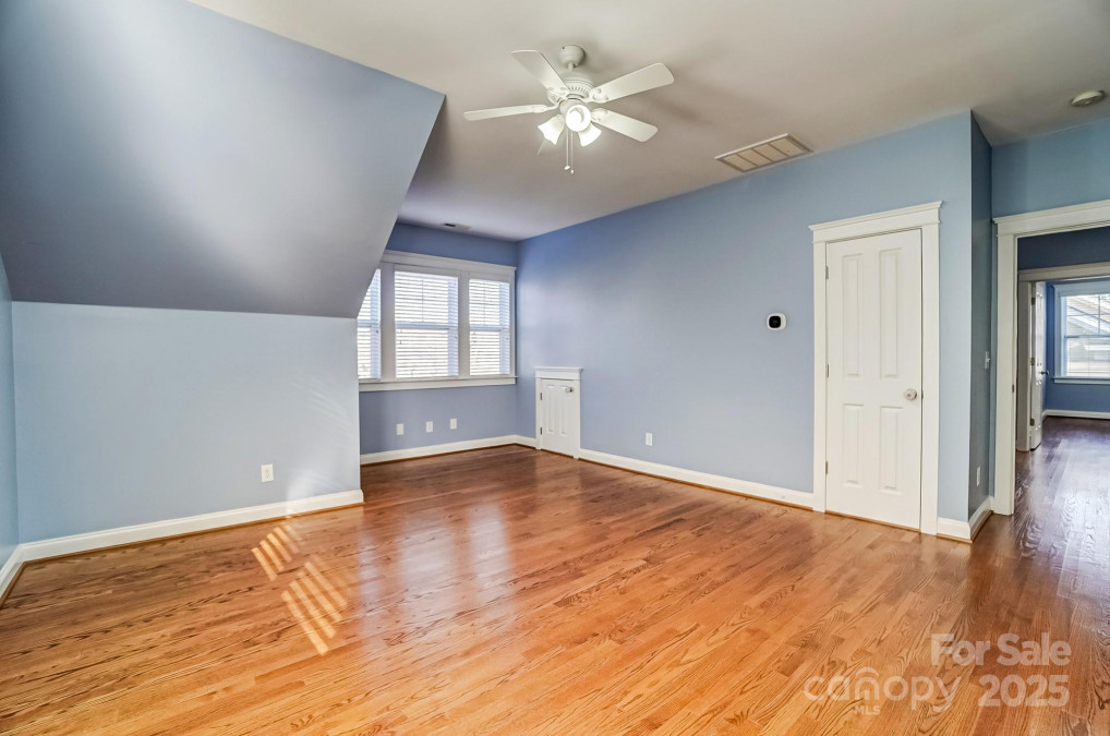 5807 Mctaggart Ln Charlotte, NC 28269