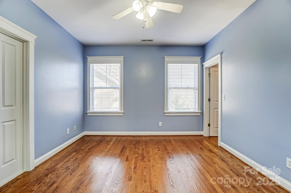 5807 Mctaggart Ln Charlotte, NC 28269