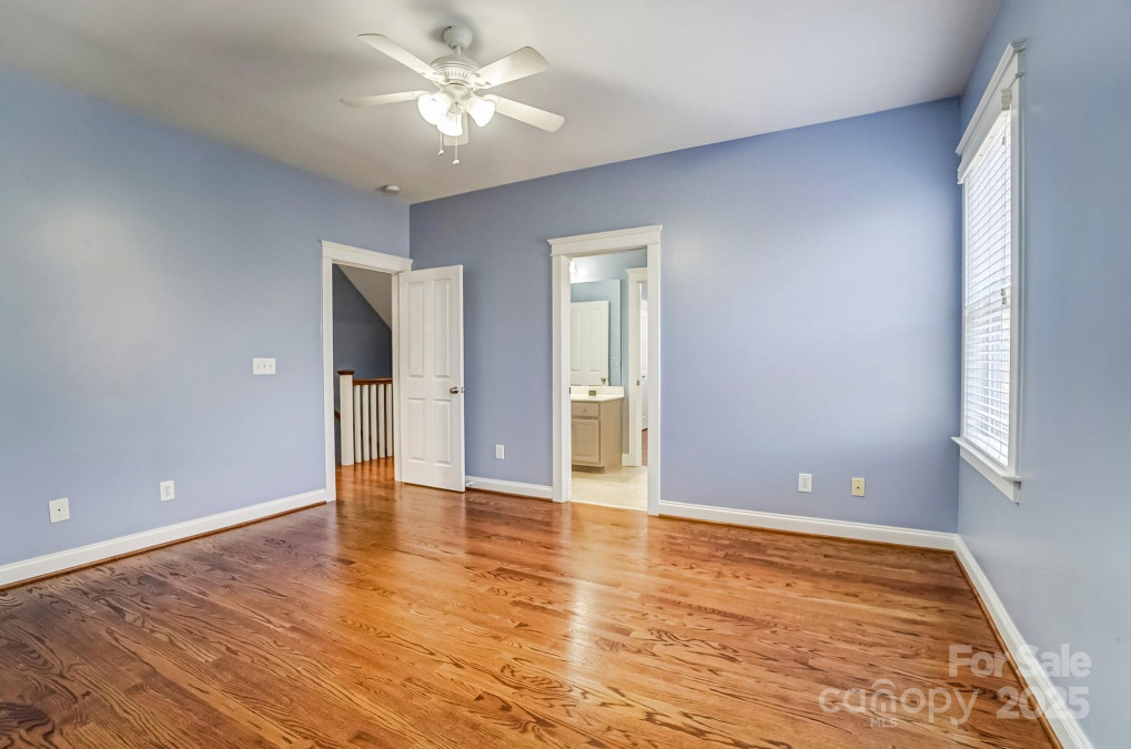 5807 Mctaggart Ln Charlotte, NC 28269