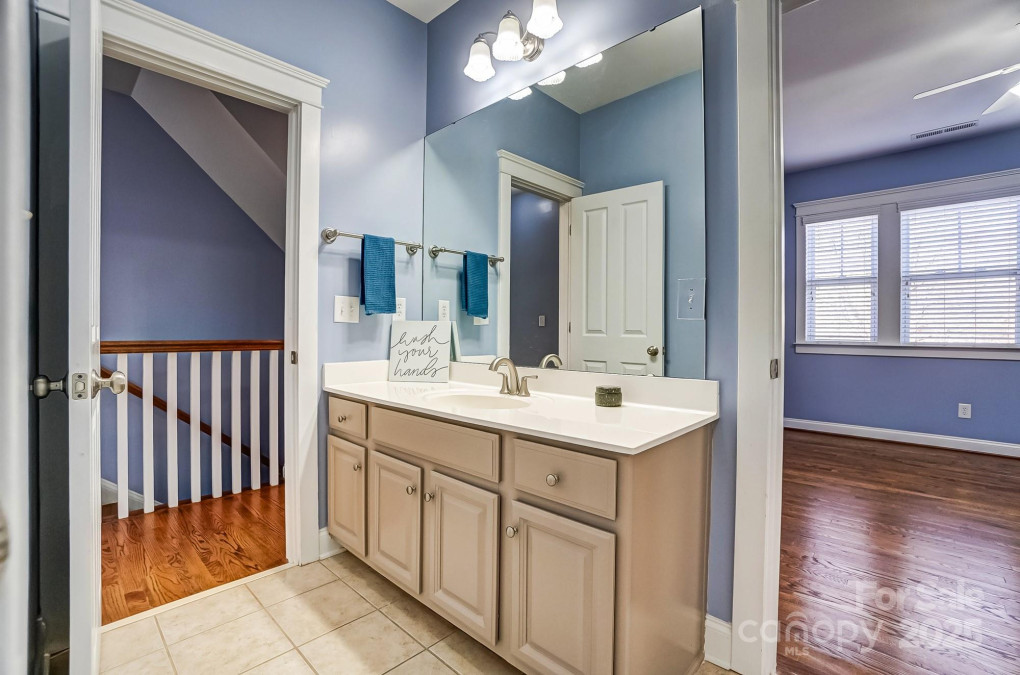 5807 Mctaggart Ln Charlotte, NC 28269