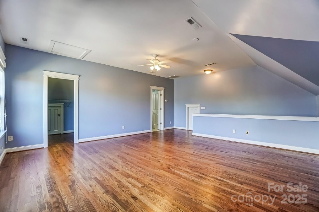 5807 Mctaggart Ln Charlotte, NC 28269
