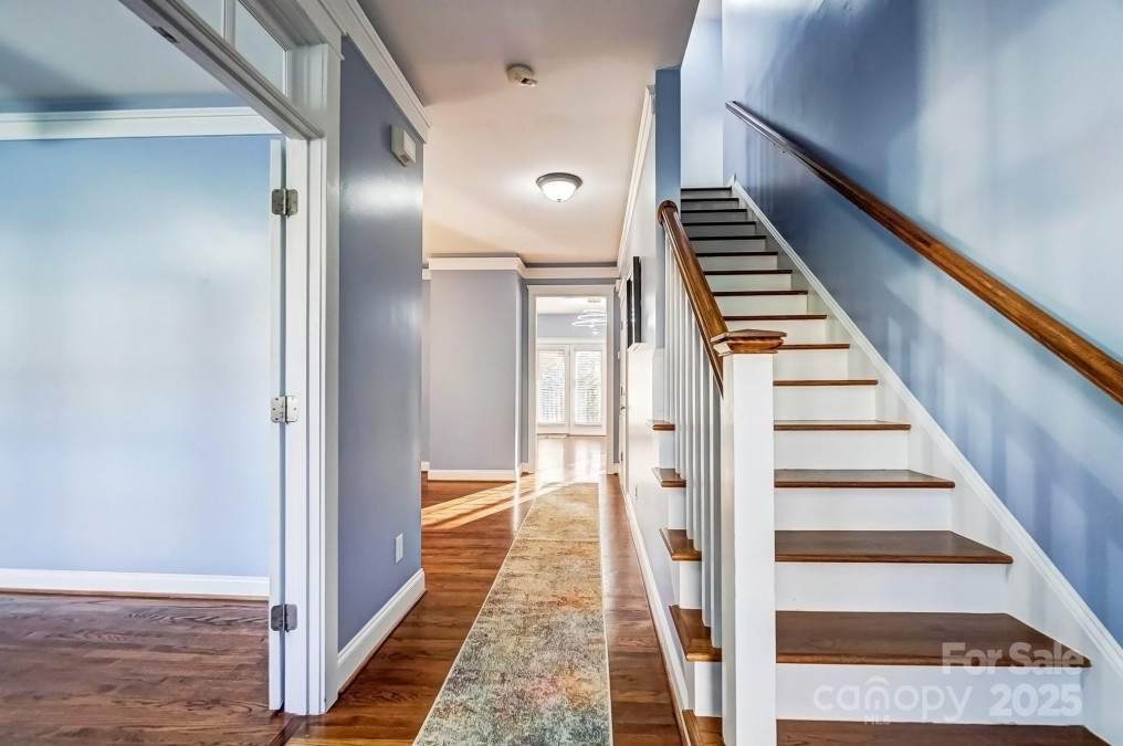 5807 Mctaggart Ln Charlotte, NC 28269