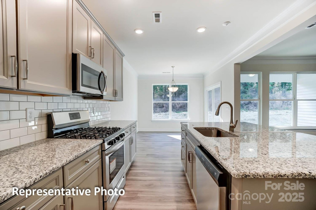 1453 Ardmore Dr Sherrills Ford, NC 28673