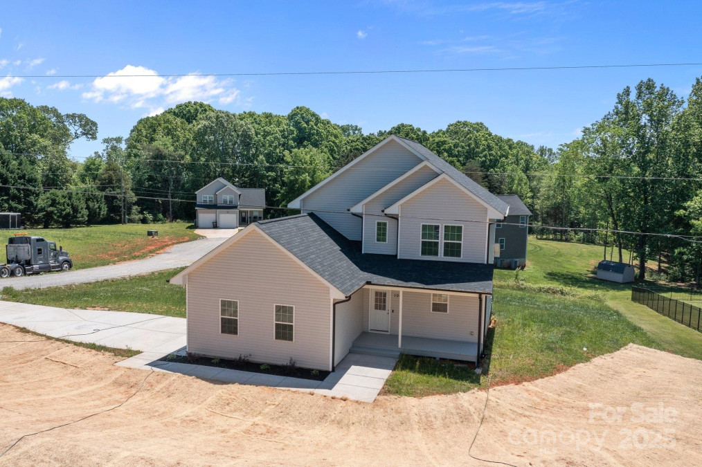 106 Desert Sky Ct Statesville, NC 28625