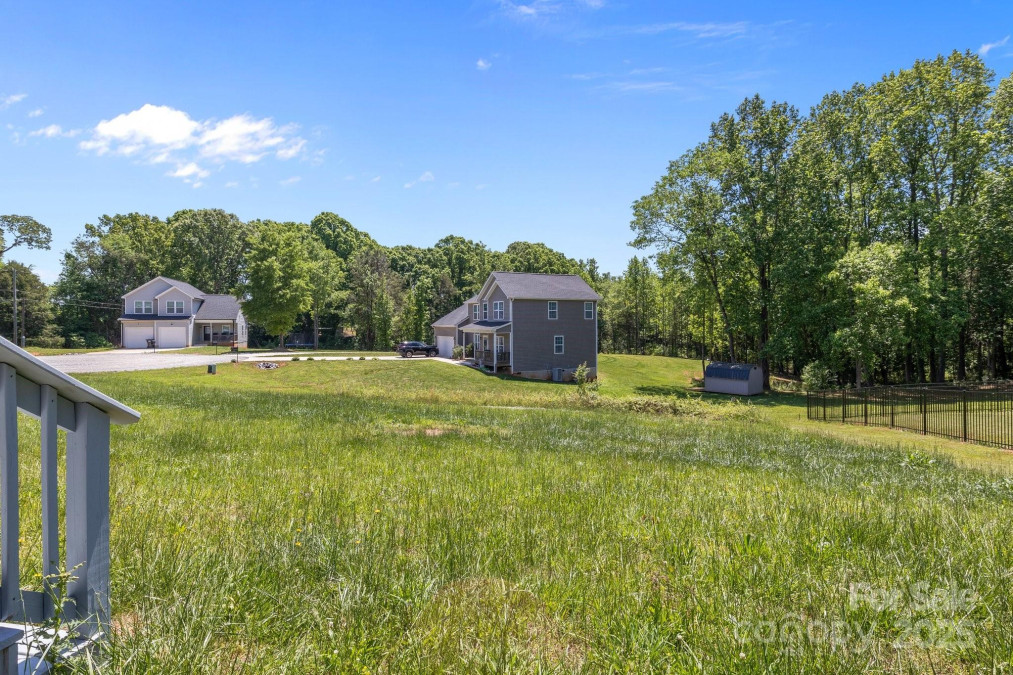 106 Desert Sky Ct Statesville, NC 28625