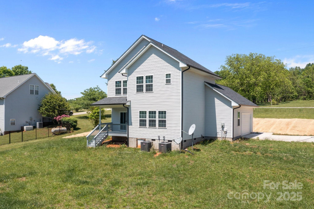 106 Desert Sky Ct Statesville, NC 28625