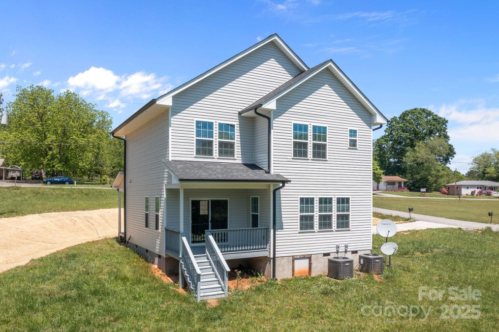 106 Desert Sky Ct Statesville, NC 28625