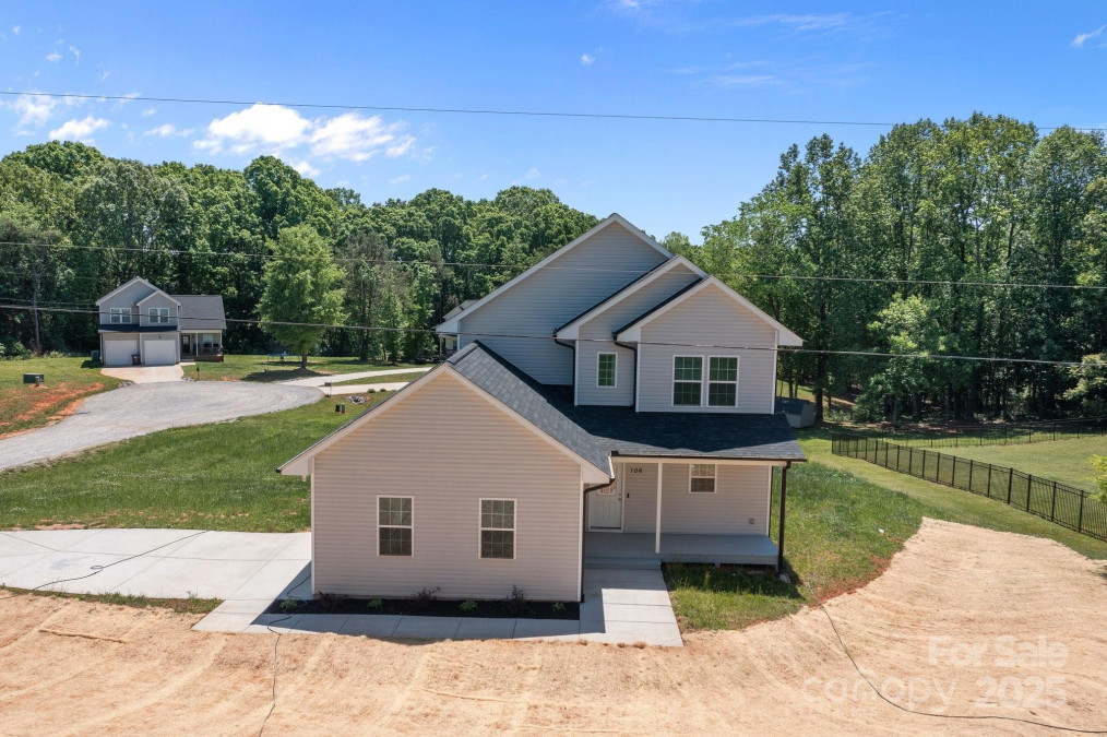 106 Desert Sky Ct Statesville, NC 28625