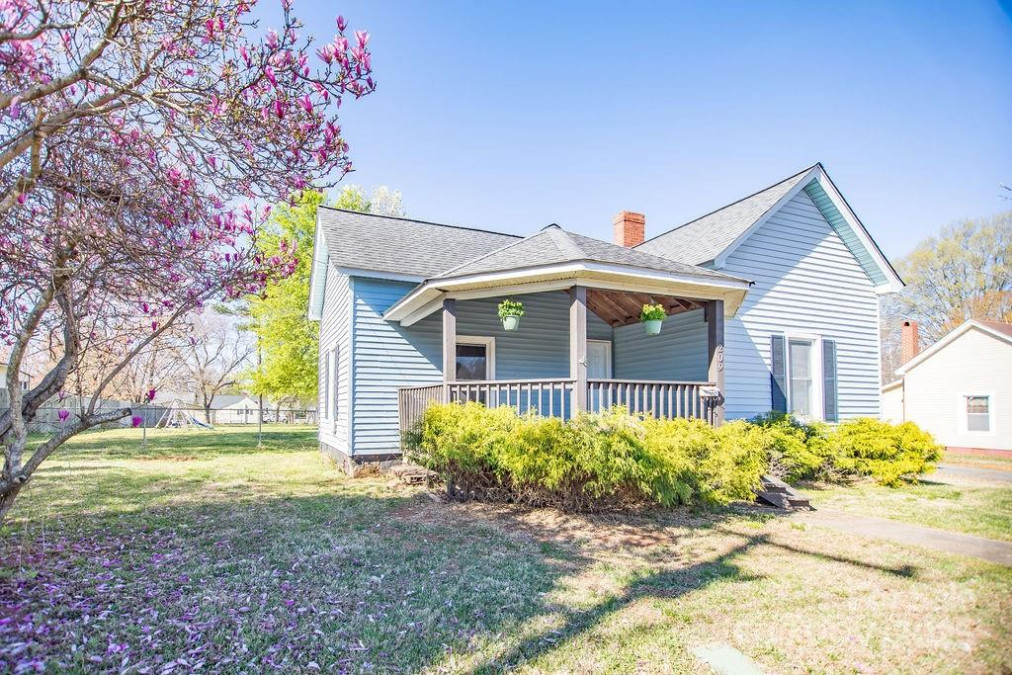 209 Church St China Grove, NC 28023
