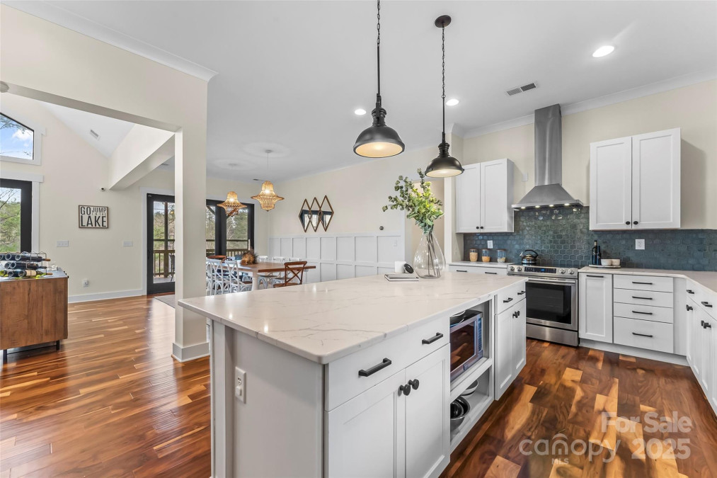 1289 Northview Dr Morganton, NC 28655