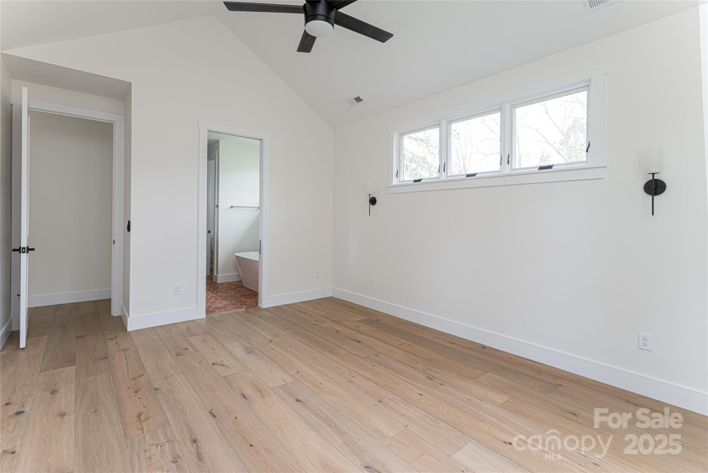 251 Bee Tree Rd Swannanoa, NC 28778