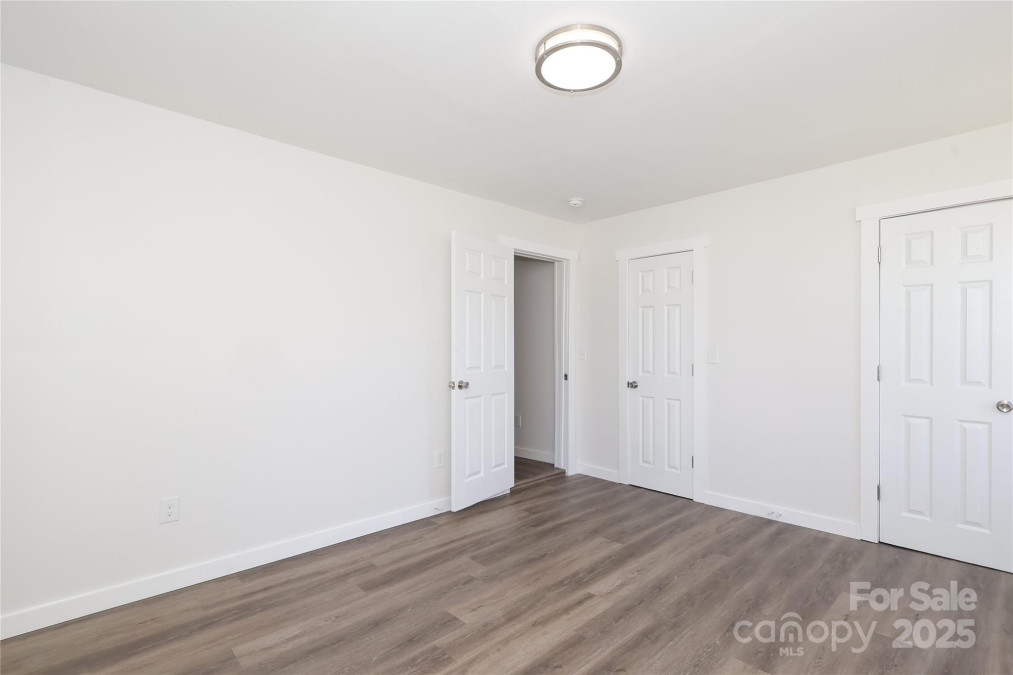 1018 Union St Maiden, NC 28650