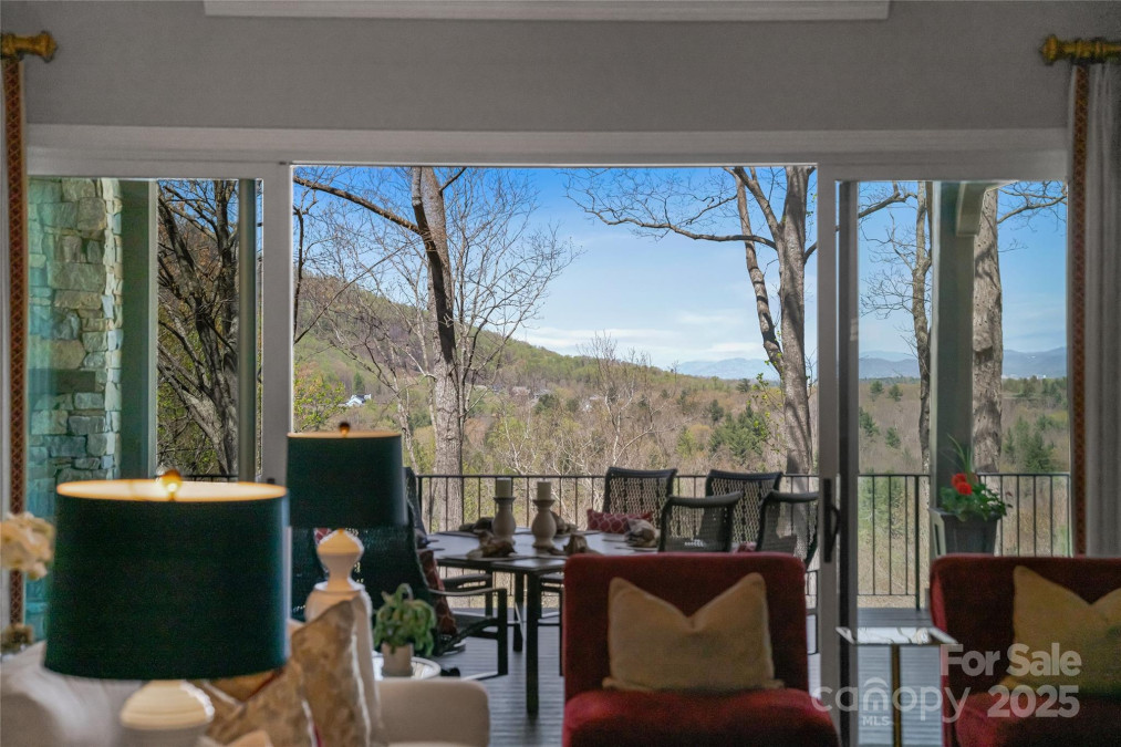 349 Stoneledge Trl Arden, NC 28704