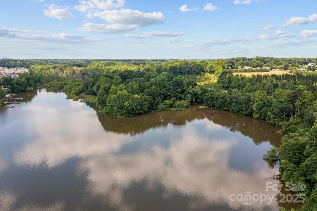 138 Carolina Ash Ln Mooresville, NC 28117