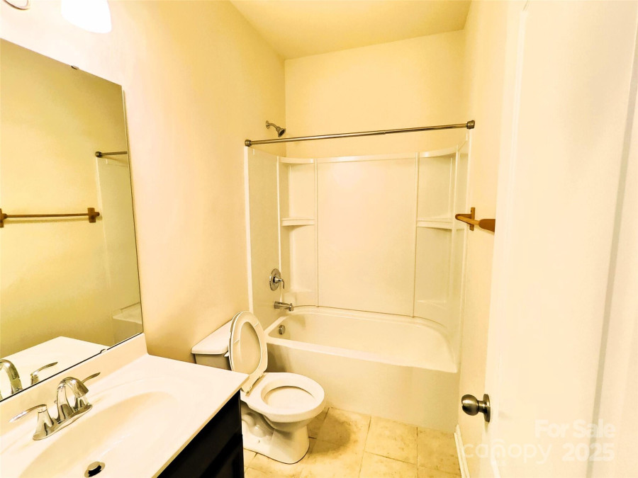 1923 Caprington Dr Fort Mill, SC 29707