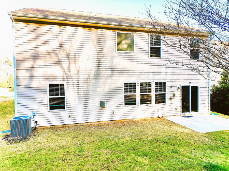 1923 Caprington Dr Fort Mill, SC 29707