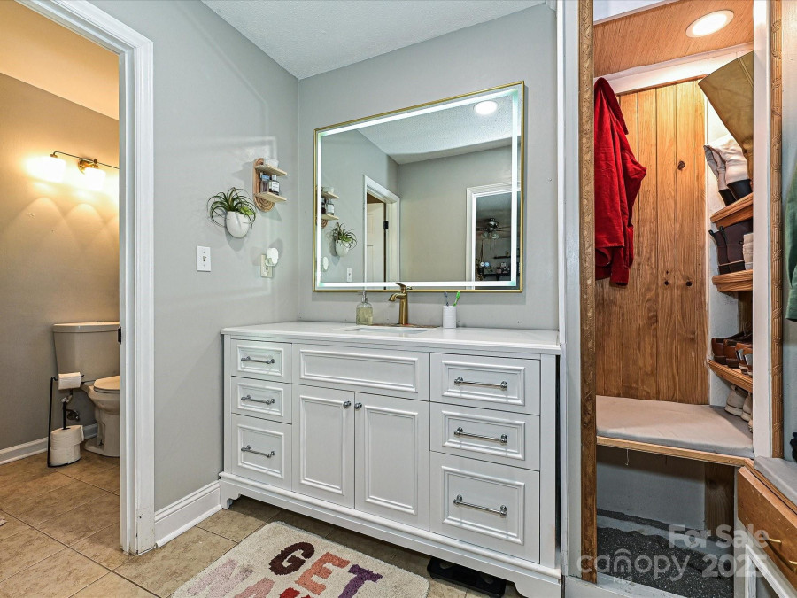 4522 Chuckwood Dr Mint Hill, NC 28227