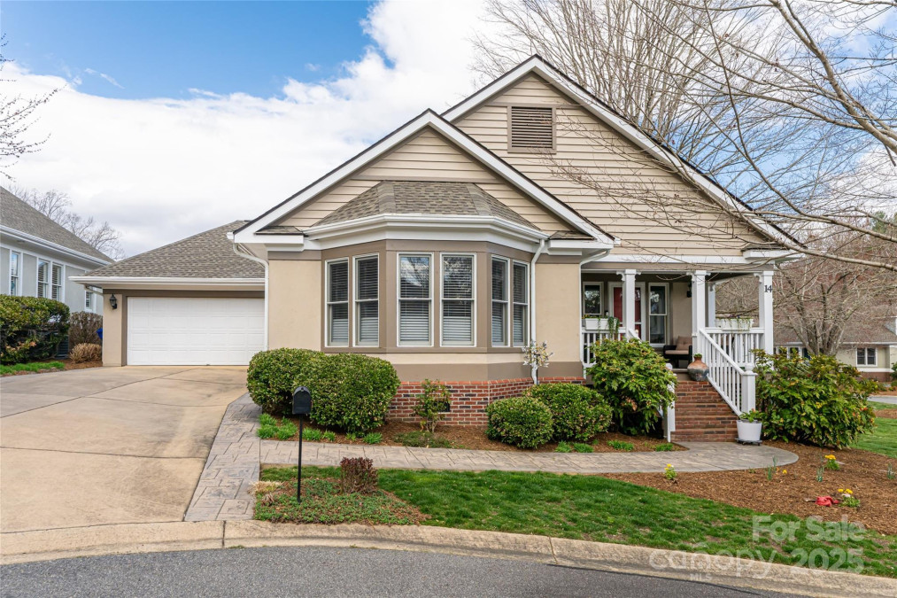 14 Creekside Way Asheville, NC 28804