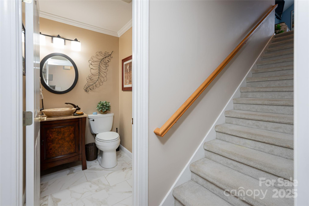 14 Creekside Way Asheville, NC 28804