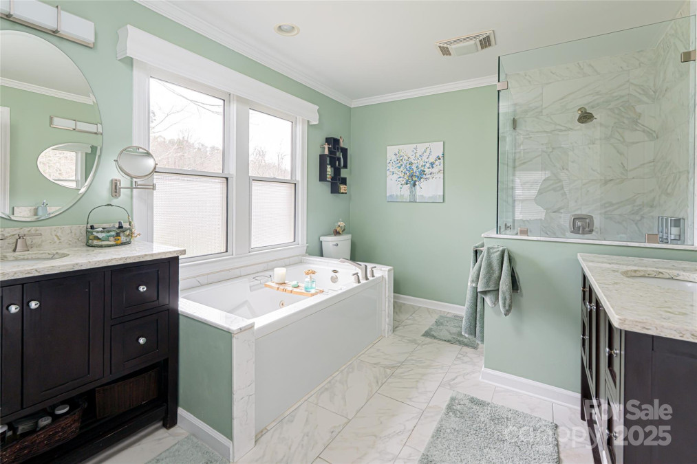 14 Creekside Way Asheville, NC 28804