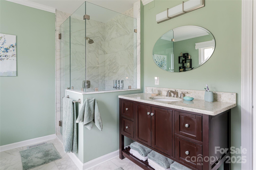 14 Creekside Way Asheville, NC 28804