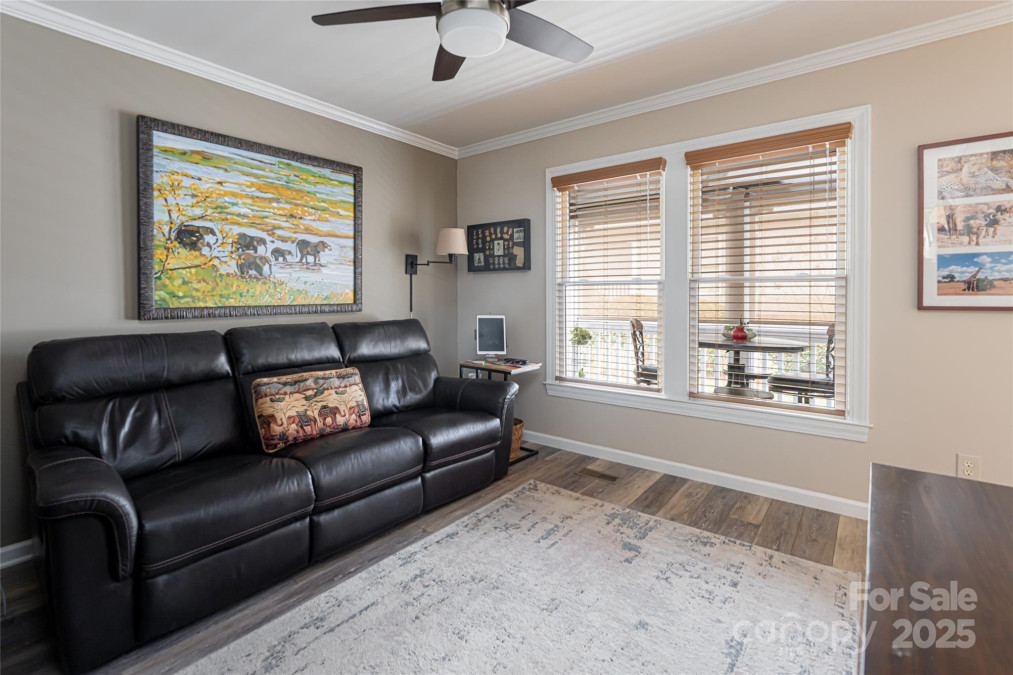 14 Creekside Way Asheville, NC 28804