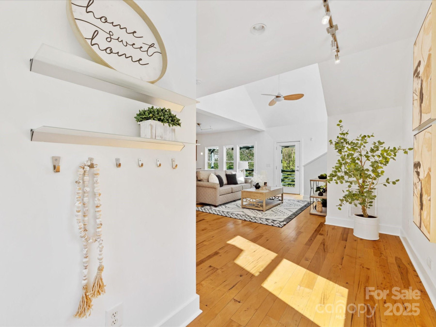 2709 Yadkin Ave Charlotte, NC 28205