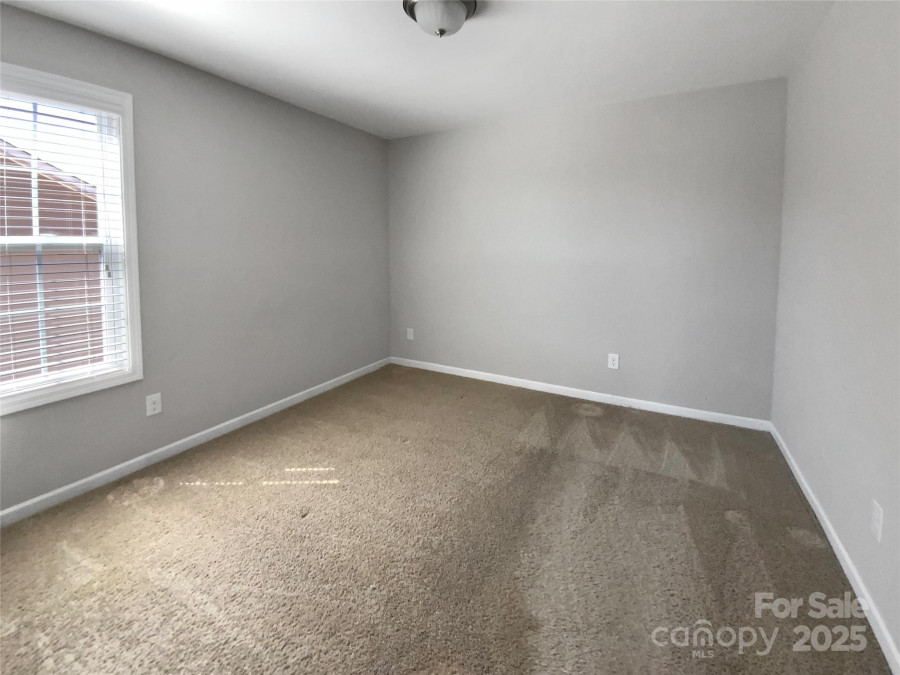 111 Canada Dr Statesville, NC 28677