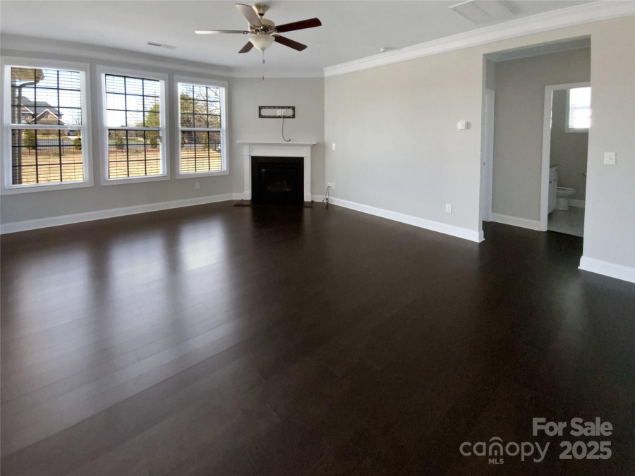 111 Canada Dr Statesville, NC 28677
