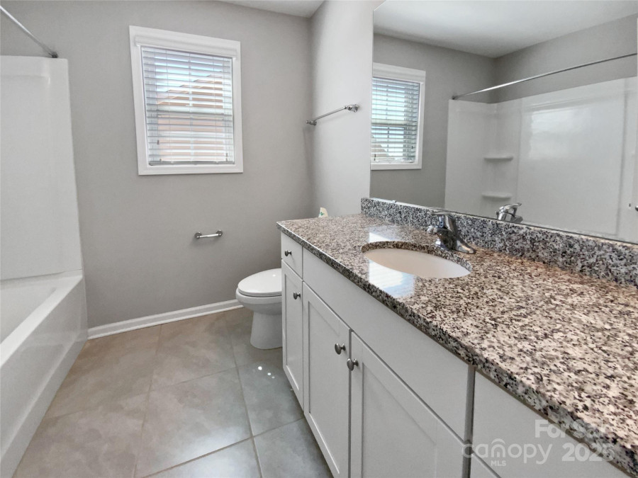 111 Canada Dr Statesville, NC 28677