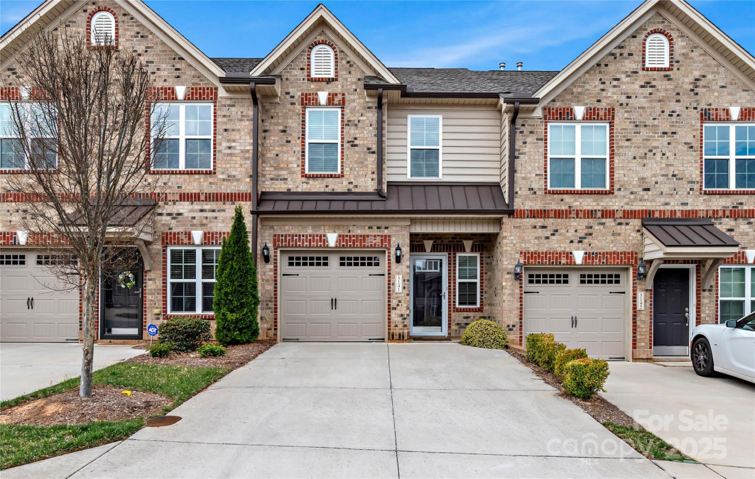 5141 Farm House Trl Winston Salem, NC 27103