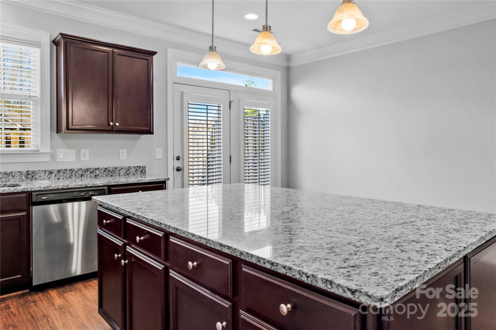 5141 Farm House Trl Winston Salem, NC 27103