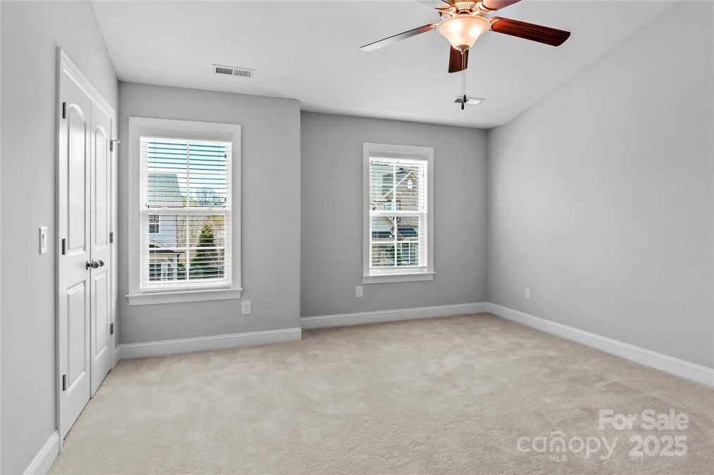 5141 Farm House Trl Winston Salem, NC 27103