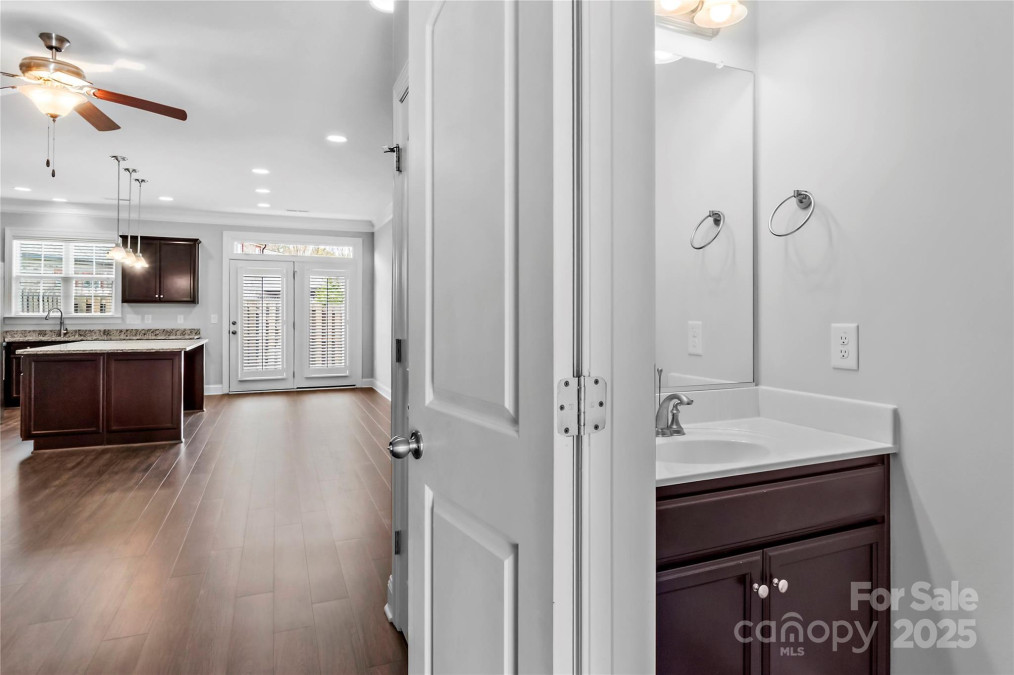5141 Farm House Trl Winston Salem, NC 27103