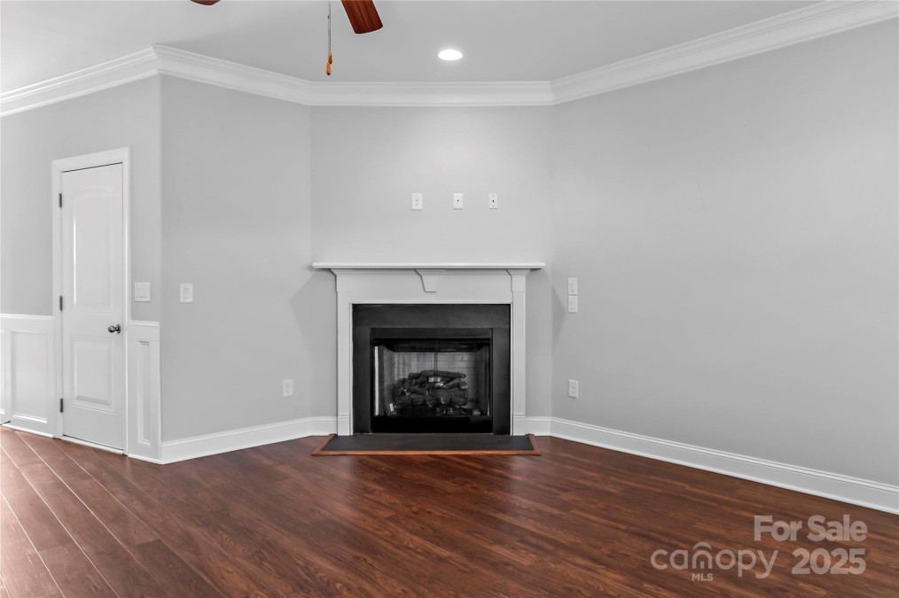 5141 Farm House Trl Winston Salem, NC 27103