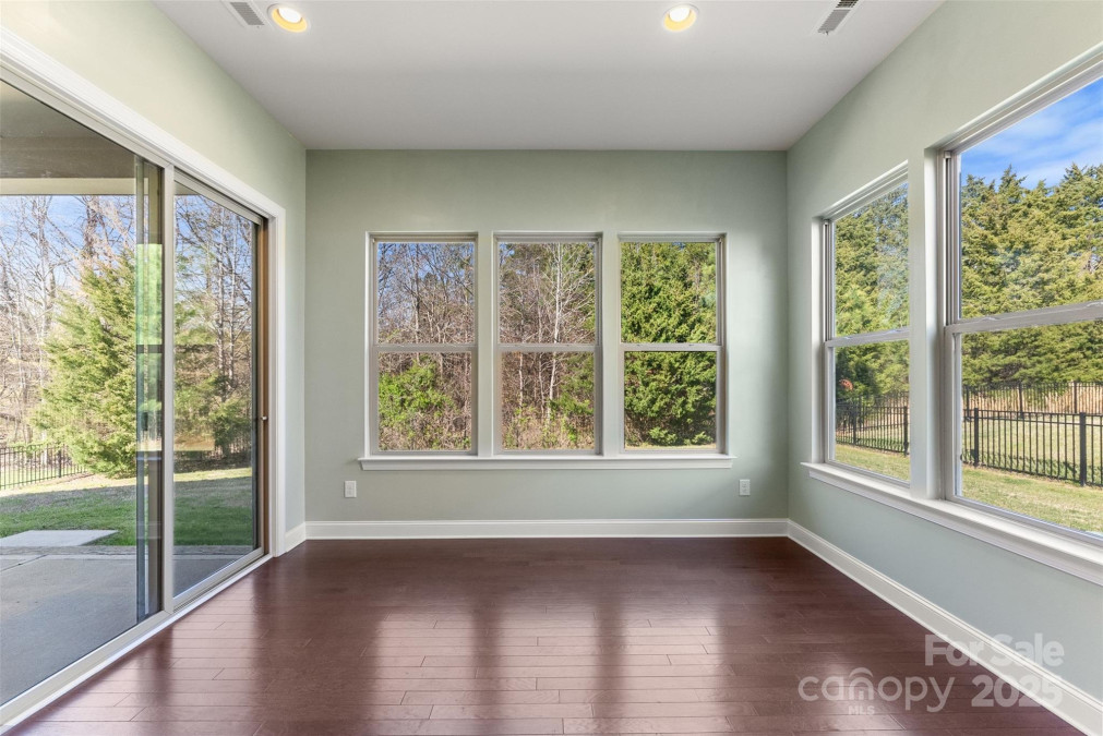 11037 Thornbeck Ln Midland, NC 28107