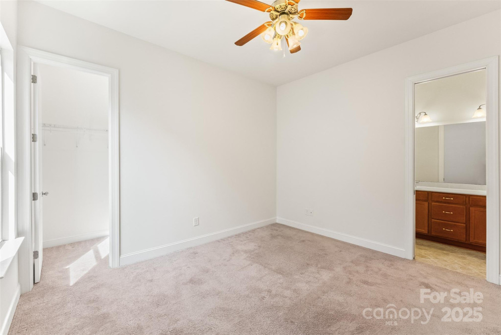 11037 Thornbeck Ln Midland, NC 28107