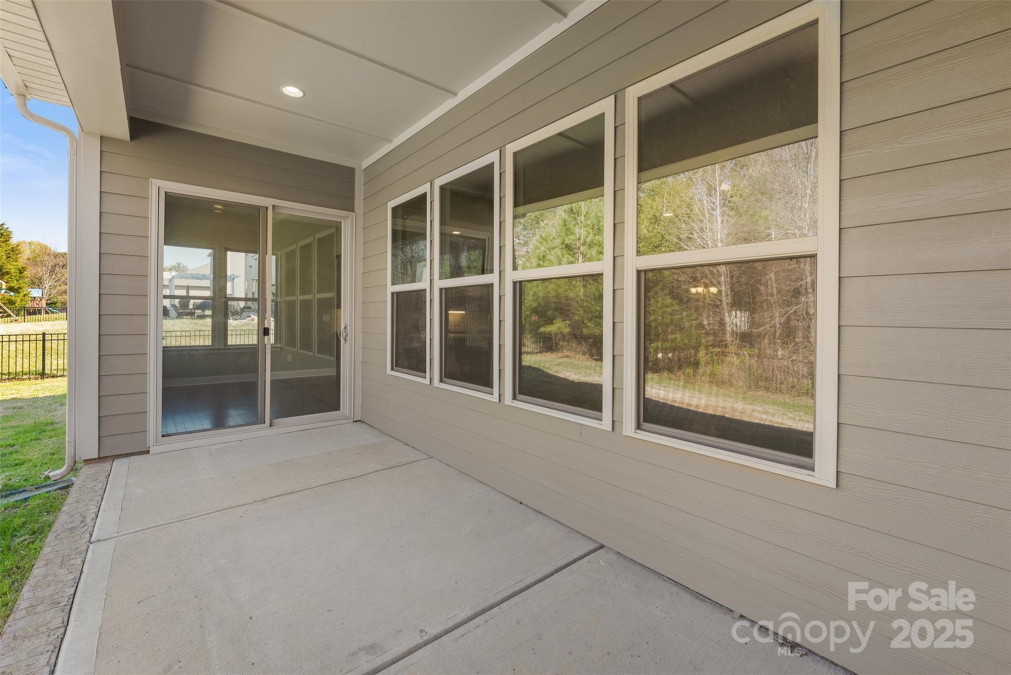 11037 Thornbeck Ln Midland, NC 28107