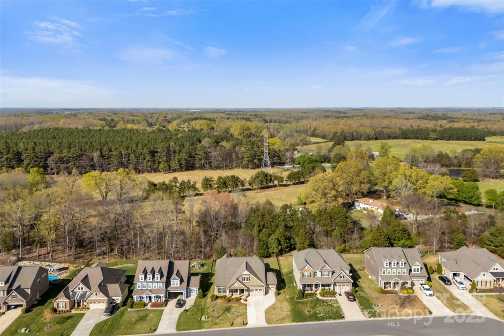 11037 Thornbeck Ln Midland, NC 28107