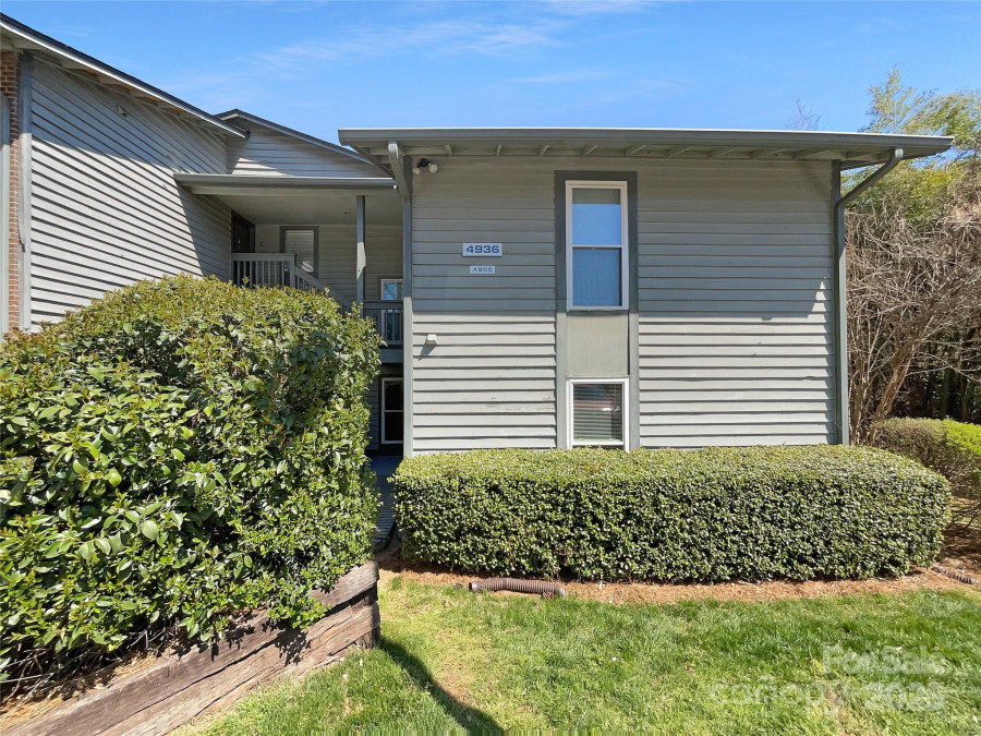 4936 Sardis Rd Charlotte, NC 28270