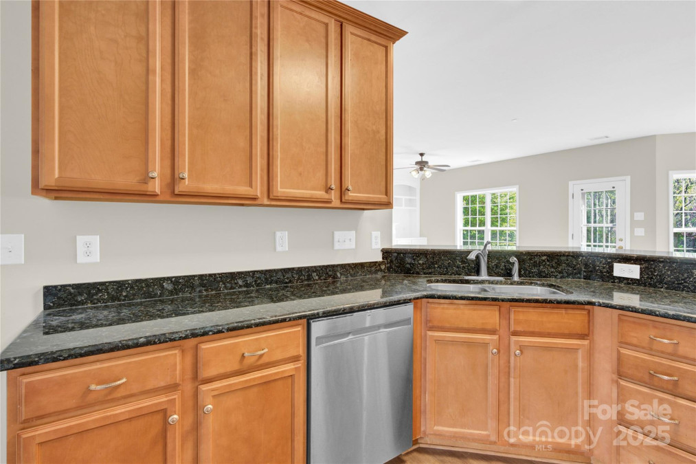 119 Tilton Dr Mooresville, NC 28115