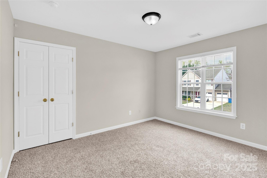 119 Tilton Dr Mooresville, NC 28115