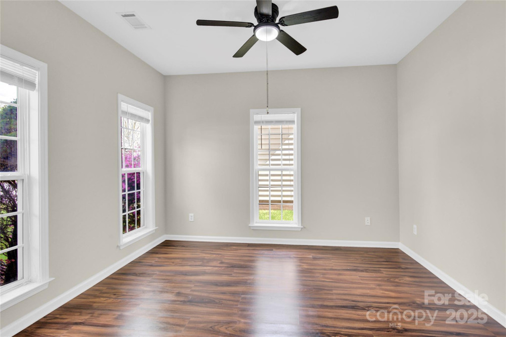 119 Tilton Dr Mooresville, NC 28115